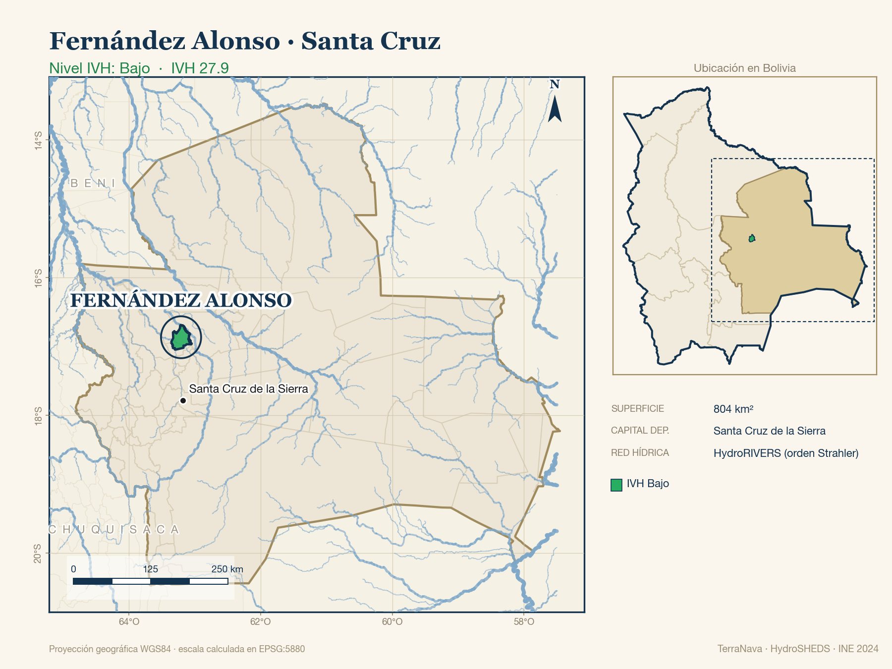 Mapa localizador de Fernández Alonso (Santa Cruz): zoom departamental con red hídrica HydroRIVERS, municipio destacado por nivel IVH y ubicación en Bolivia