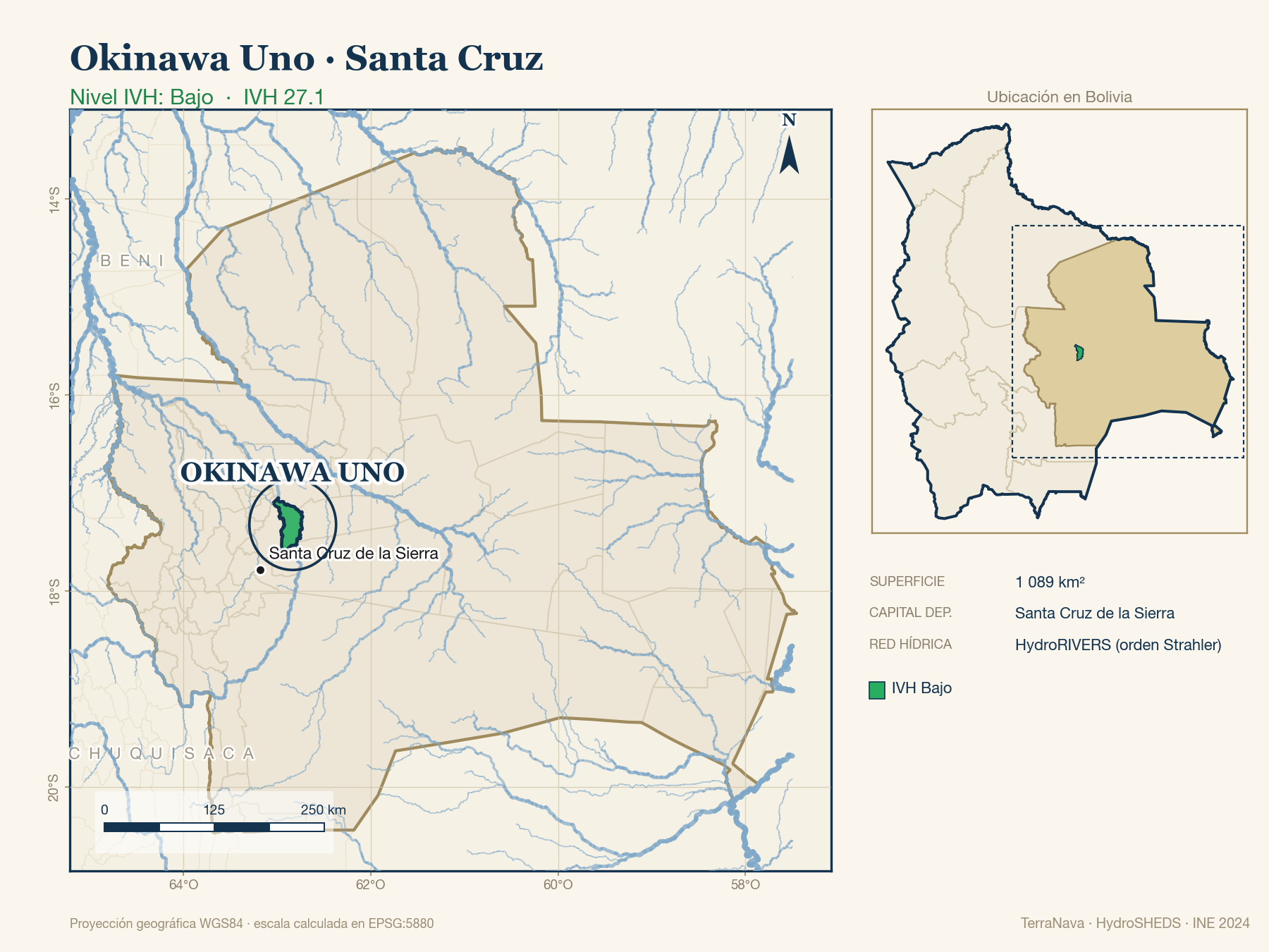 Mapa localizador de Okinawa Uno (Santa Cruz): zoom departamental con red hídrica HydroRIVERS, municipio destacado por nivel IVH y ubicación en Bolivia