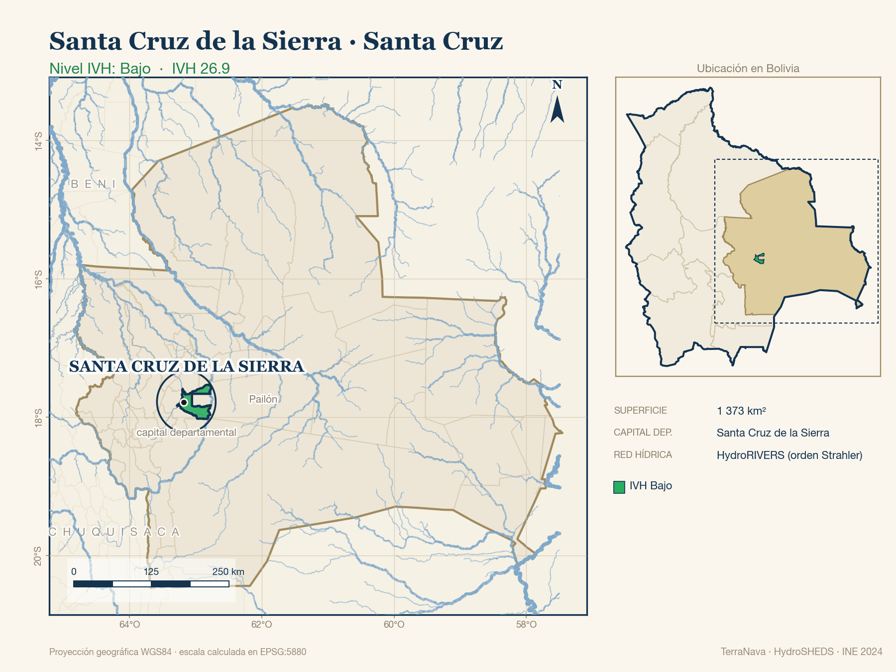 Mapa localizador de Santa Cruz de la Sierra (Santa Cruz): zoom departamental con red hídrica HydroRIVERS, municipio destacado por nivel IVH y ubicación en Bolivia